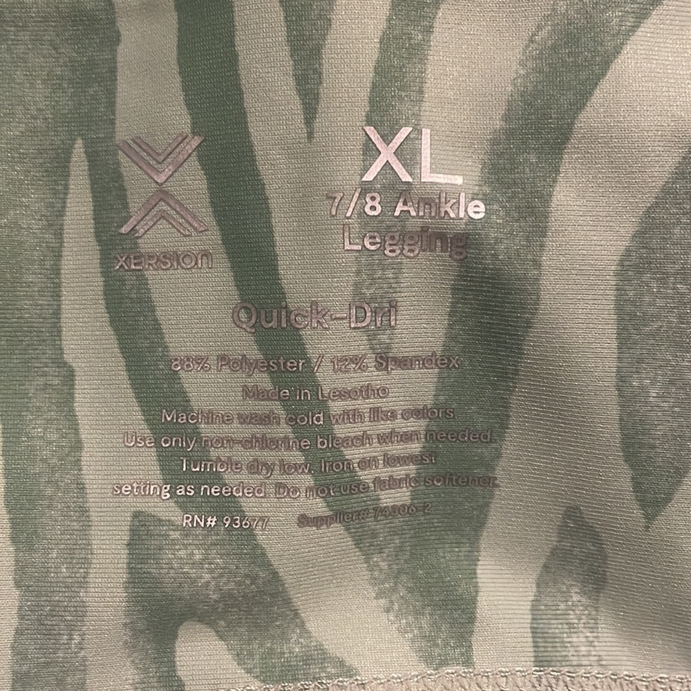 6. Xersion Womens High Rise Quick Dry 7/8 Ankle Leggings - Picture 6 of 6